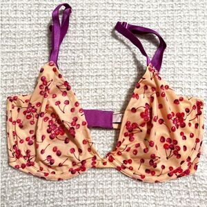 Victoria’s Secret 34DD Cherry Print Bra Unlined Underwire Fruity Y2K Cute Pink